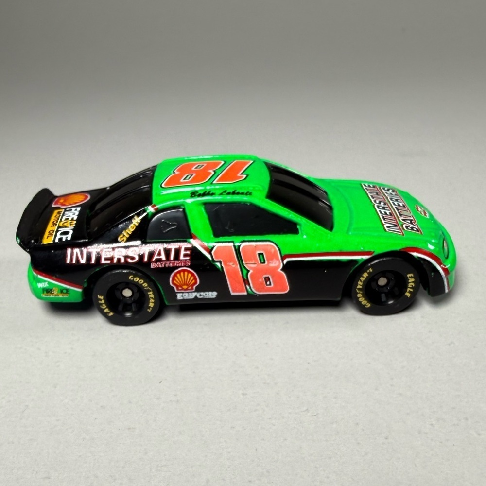 Bobby Labonte #18 Interstate Batteries NASCAR die-cast 1:64
